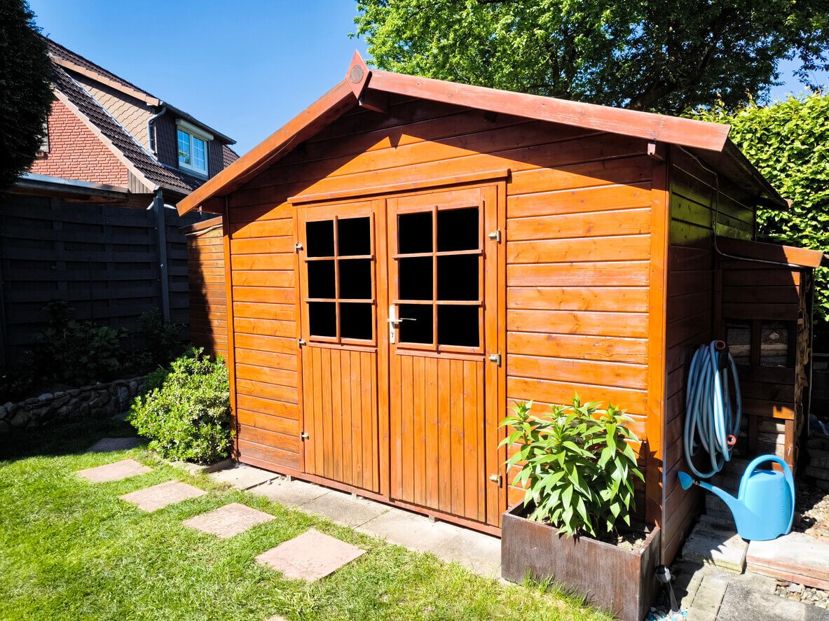 swansea shed built daffodil carpentry